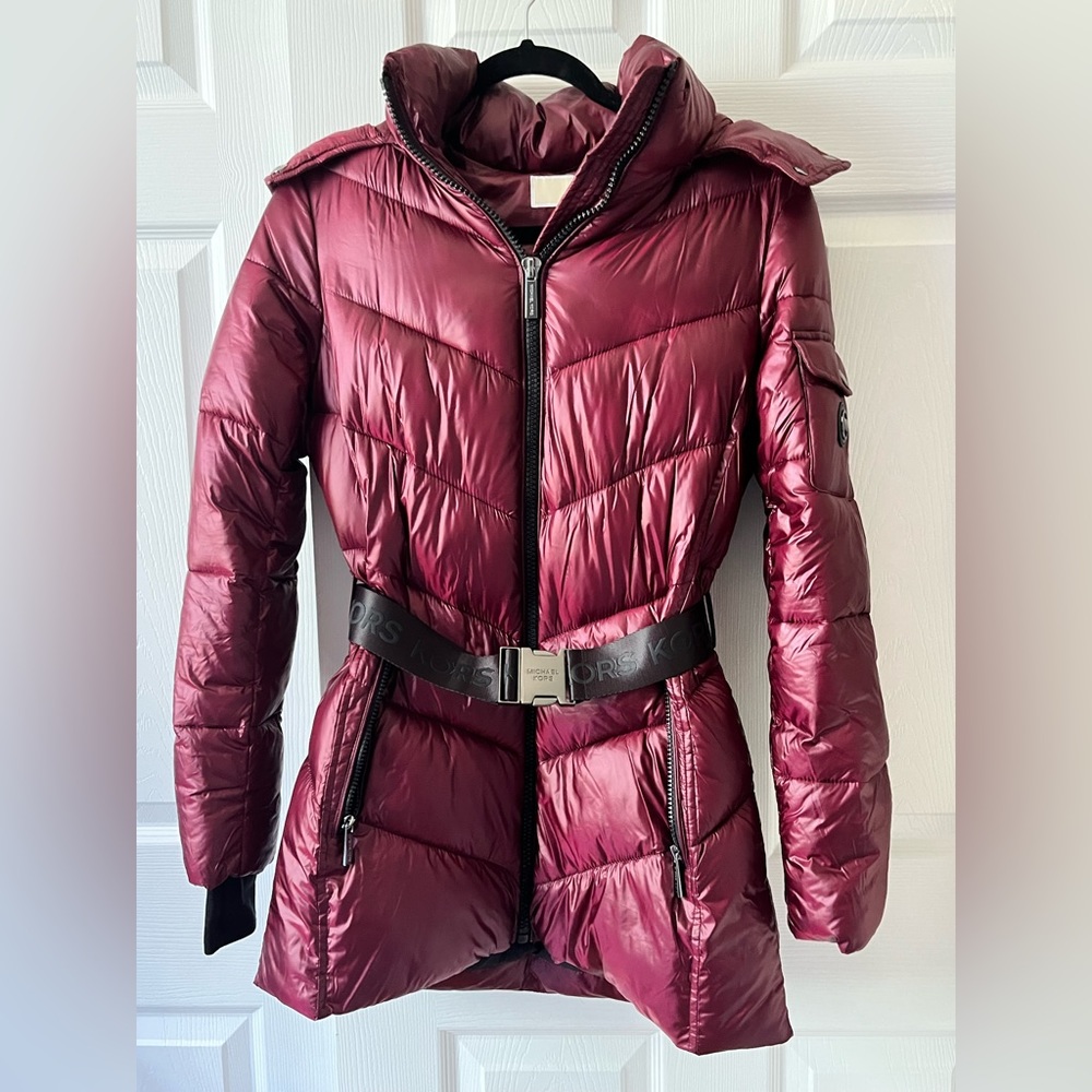 NWOT - MICHAEL Michael Kors Michael Kors Faux Fur Trim Quilted Ciré Jacket - Picture 2 of 9